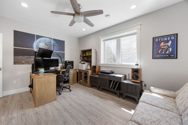 4210 Wright Brothers Boulevard E, Ely, IA 52227