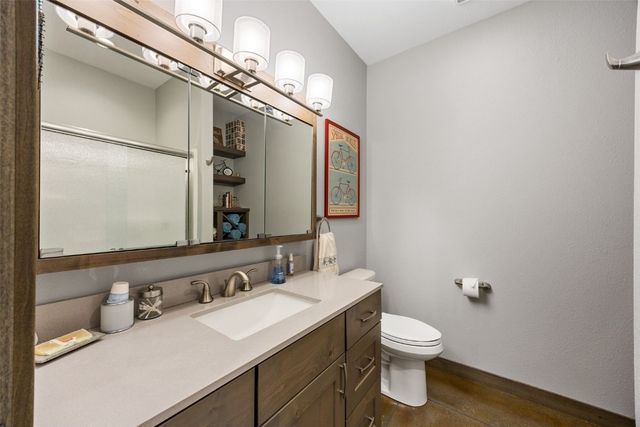 4210 Wright Brothers Boulevard E, Ely, IA 52227