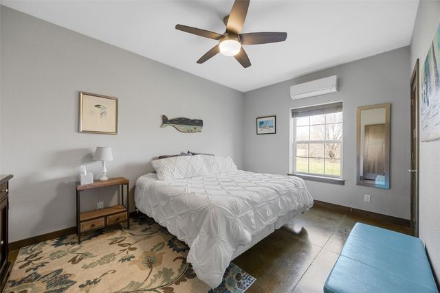 4210 Wright Brothers Boulevard E, Ely, IA 52227