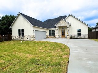 6613 Bob Hanger Street, Fort Worth, TX 76179