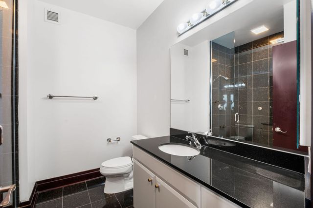 33 W Ontario Street 42ES, Chicago, IL 60654