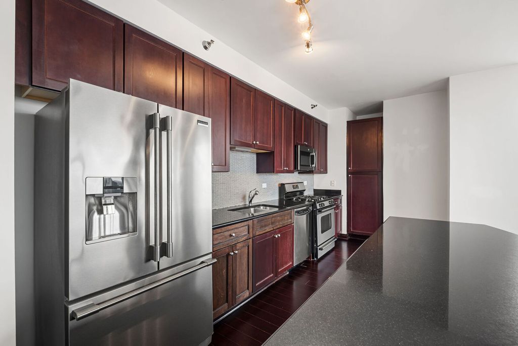 33 W Ontario Street 42ES, Chicago, IL 60654 — photo 5