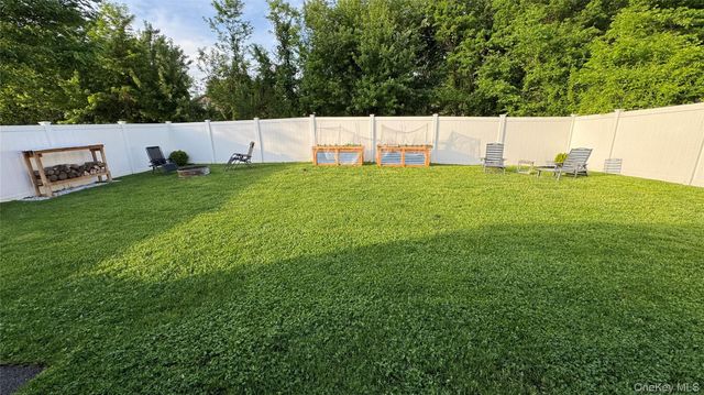 9 Maple Avenue, Garnerville, NY 10923
