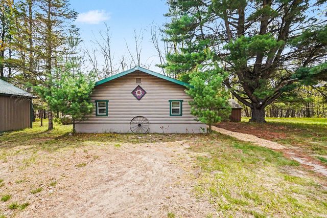 11435 Woodland Drive, Evart, MI 49631