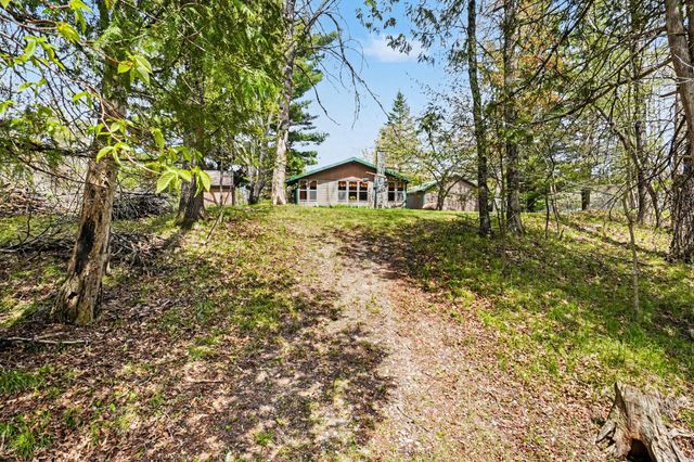 11435 Woodland Drive, Evart, MI 49631