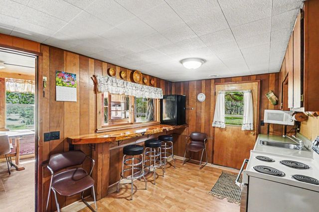 11435 Woodland Drive, Evart, MI 49631