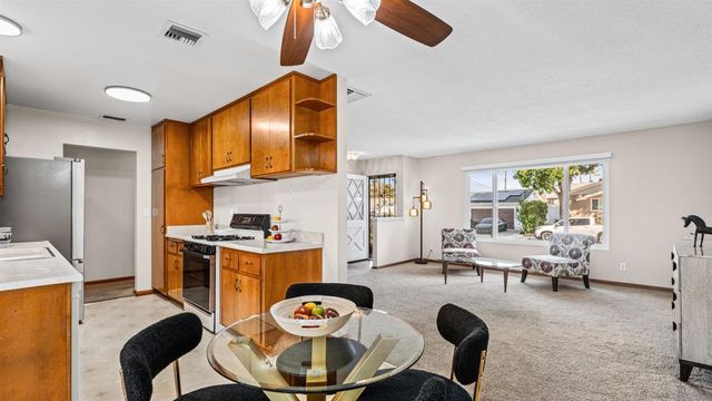 1698 Ithaca St, Chula Vista, CA 91913