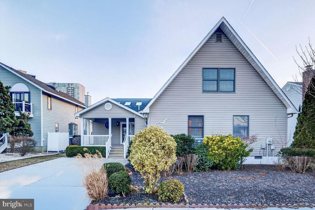 103 CHANNEL BUOY RD, Ocean City, MD 21842
