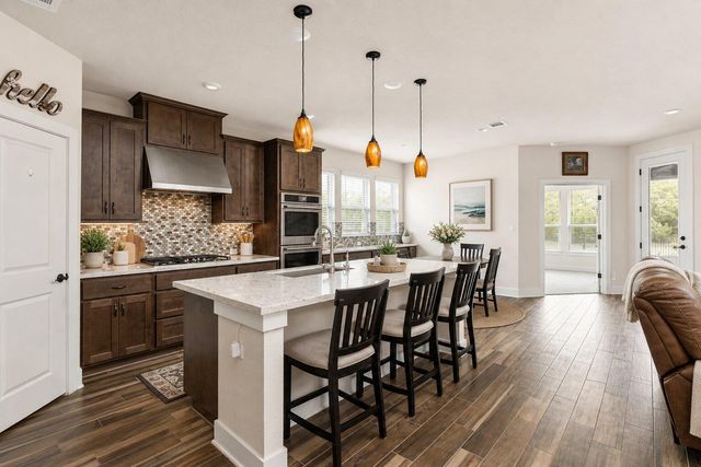 246 Toyah DR, Dripping Springs, TX 78620