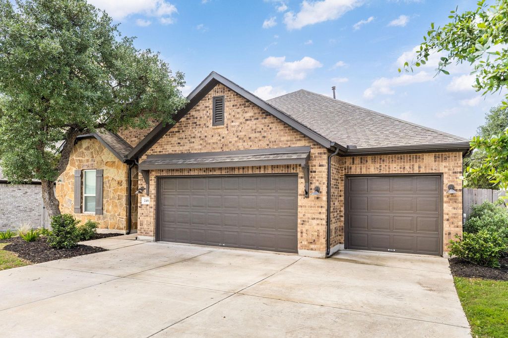 246 Toyah DR, Dripping Springs, TX 78620