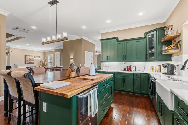 2618 Riverside Dr., Myrtle Beach, SC 29579