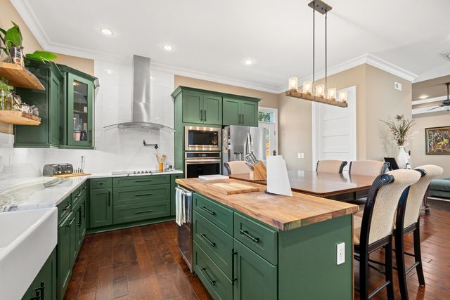 2618 Riverside Dr., Myrtle Beach, SC 29579