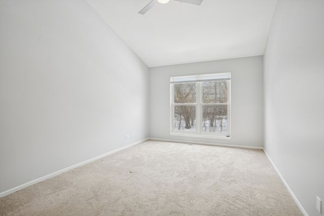 267 Cobblestone Court 267, Schaumburg, IL 60173