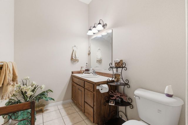 209 N Maple Street, Blue Eye, MO 65611
