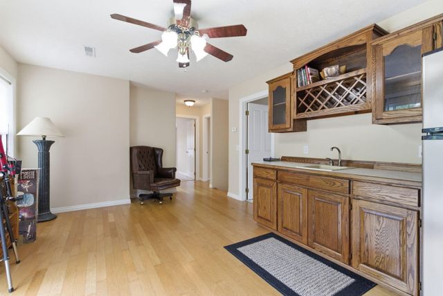 209 N Maple Street, Blue Eye, MO 65611