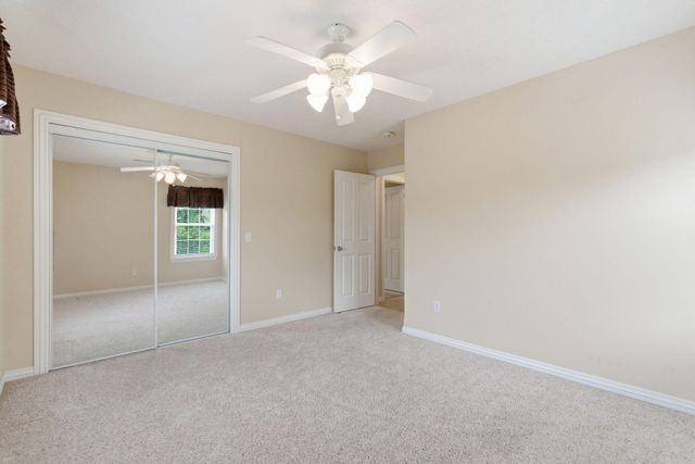 209 N Maple Street, Blue Eye, MO 65611