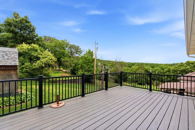 209 N Maple Street, Blue Eye, MO 65611