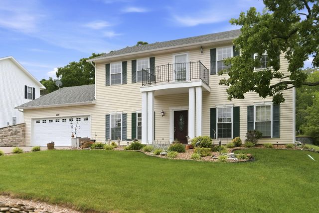 209 N Maple Street, Blue Eye, MO 65611