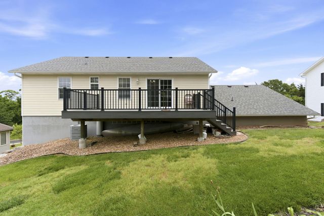 209 N Maple Street, Blue Eye, MO 65611