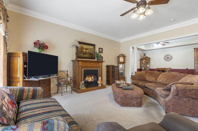 209 N Maple Street, Blue Eye, MO 65611