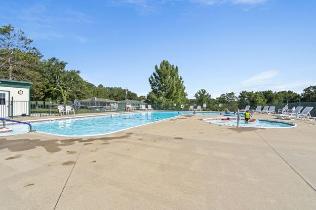 209 N Maple Street, Blue Eye, MO 65611