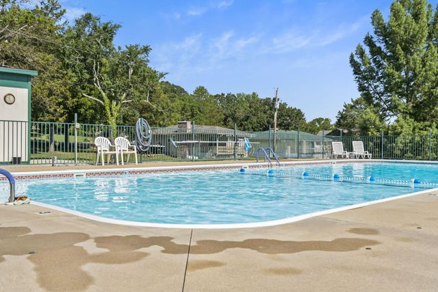 209 N Maple Street, Blue Eye, MO 65611
