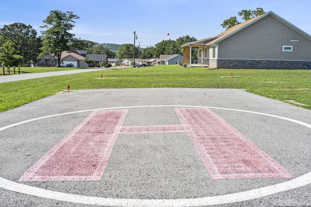 209 N Maple Street, Blue Eye, MO 65611