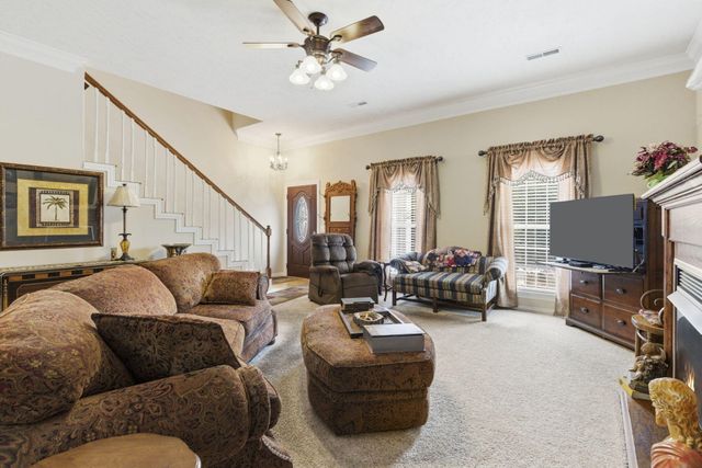 209 N Maple Street, Blue Eye, MO 65611