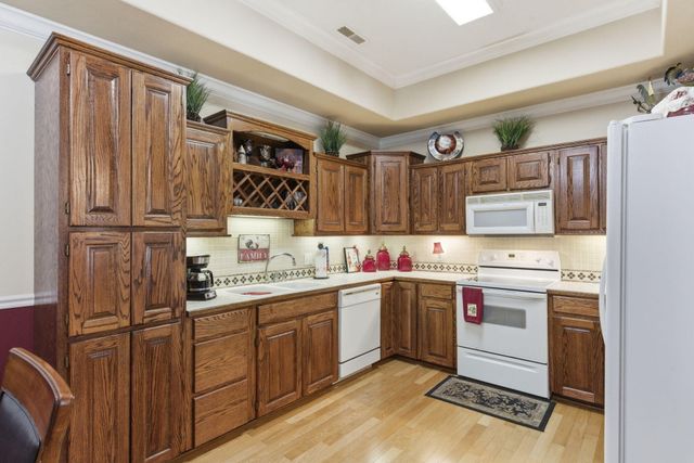 209 N Maple Street, Blue Eye, MO 65611
