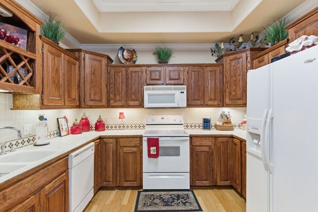 209 N Maple Street, Blue Eye, MO 65611