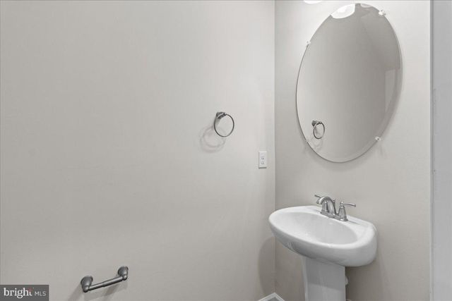 38 PEREGRINE, Burlington, NJ 08016