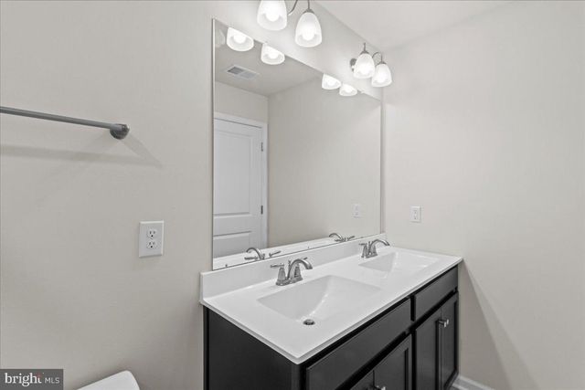 38 PEREGRINE, Burlington, NJ 08016