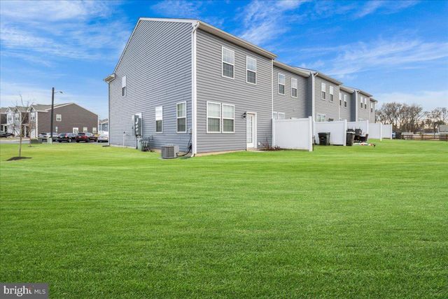 38 PEREGRINE, Burlington, NJ 08016