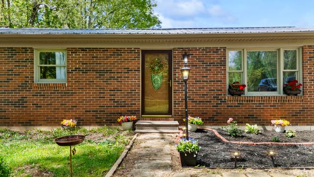 218 Woodside Lane, West Liberty, KY 41472