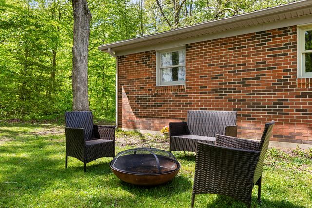 218 Woodside Lane, West Liberty, KY 41472