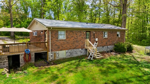 218 Woodside Lane, West Liberty, KY 41472