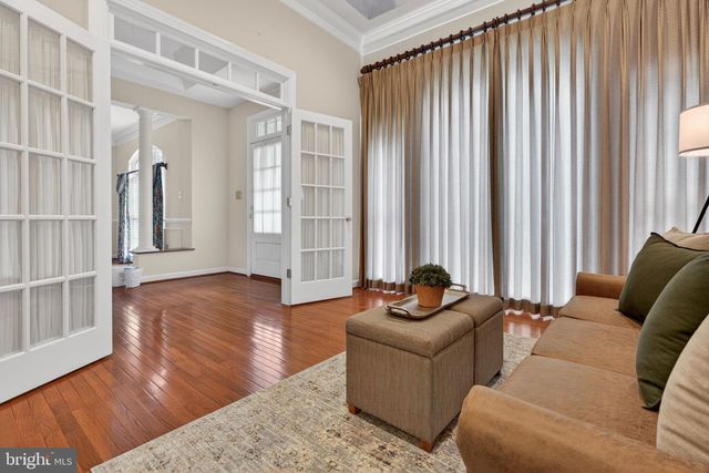 8029 HORICON POINT DR, Millersville, MD 21108