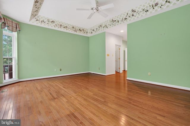 8029 HORICON POINT DR, Millersville, MD 21108