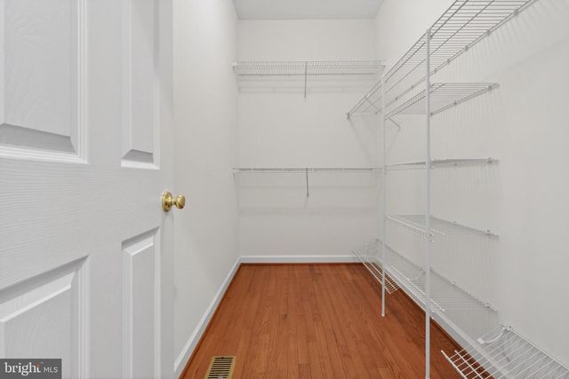 8029 HORICON POINT DR, Millersville, MD 21108