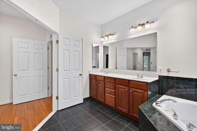 8029 HORICON POINT DR, Millersville, MD 21108