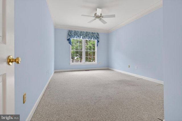 8029 HORICON POINT DR, Millersville, MD 21108