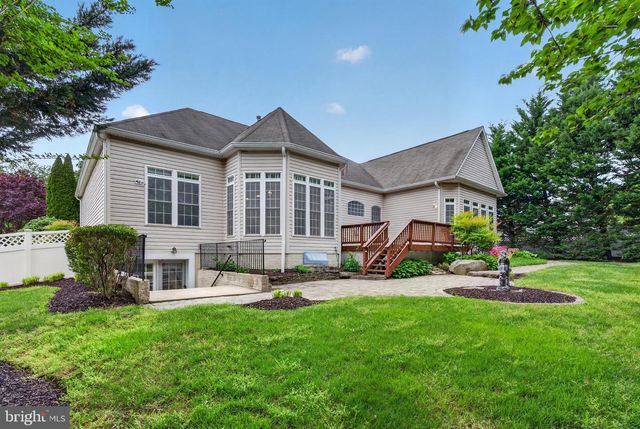 8029 HORICON POINT DR, Millersville, MD 21108