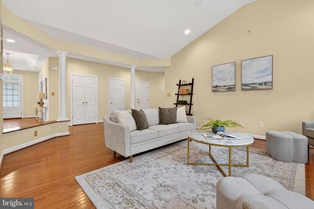 8029 HORICON POINT DR, Millersville, MD 21108