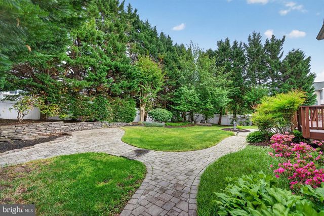 8029 HORICON POINT DR, Millersville, MD 21108