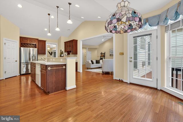 8029 HORICON POINT DR, Millersville, MD 21108