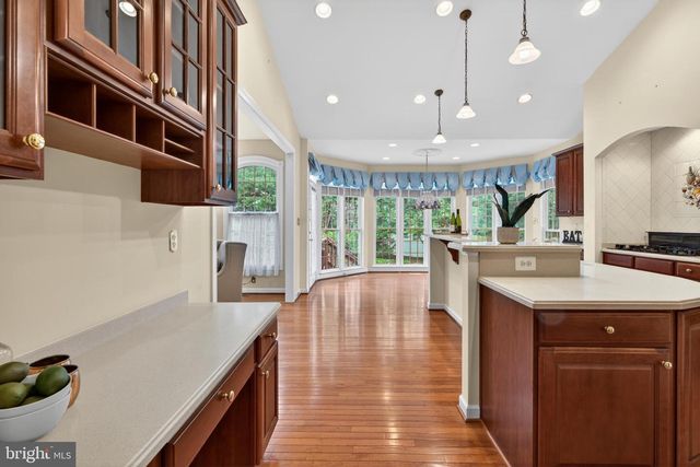 8029 HORICON POINT DR, Millersville, MD 21108