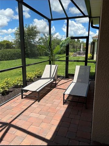 2084 Wellington ST, Naples, FL 34120