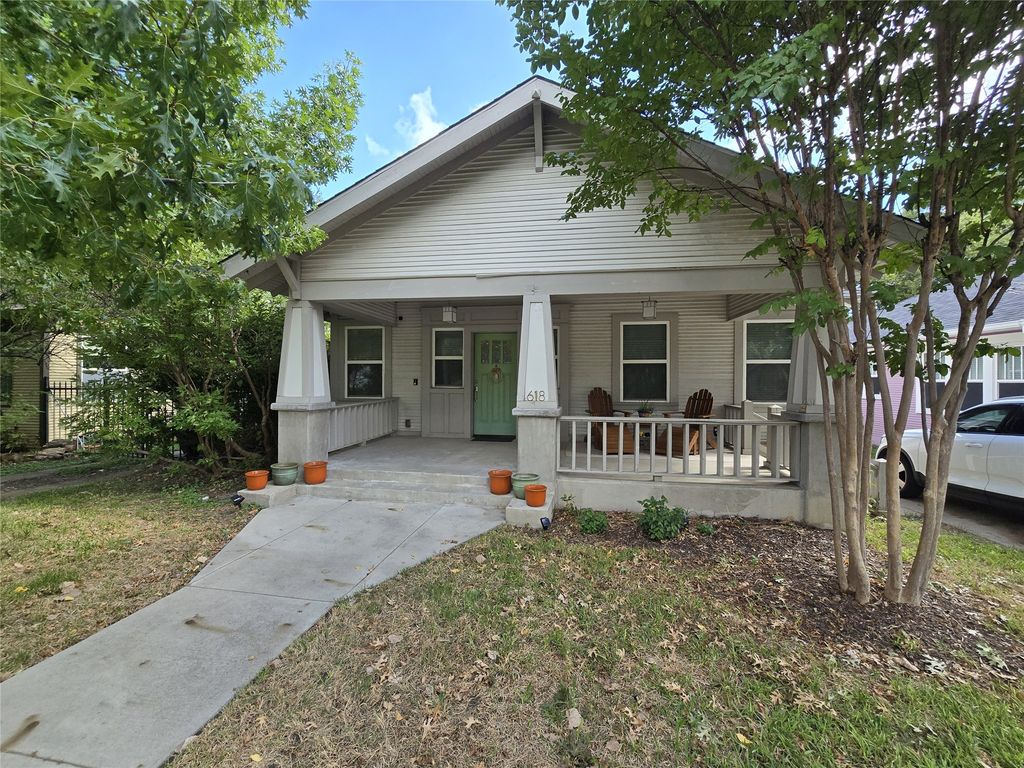 618 N Clinton Avenue, Dallas, TX 75208 — exterior