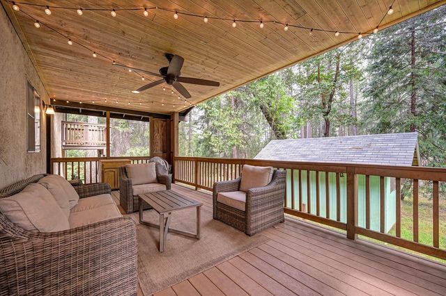 5353 Buttonwood ct, Foresthill, CA 95631