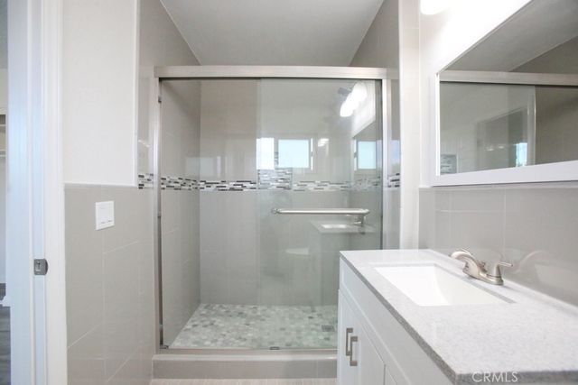 15952 Standish Lane, Huntington Beach, CA 92647